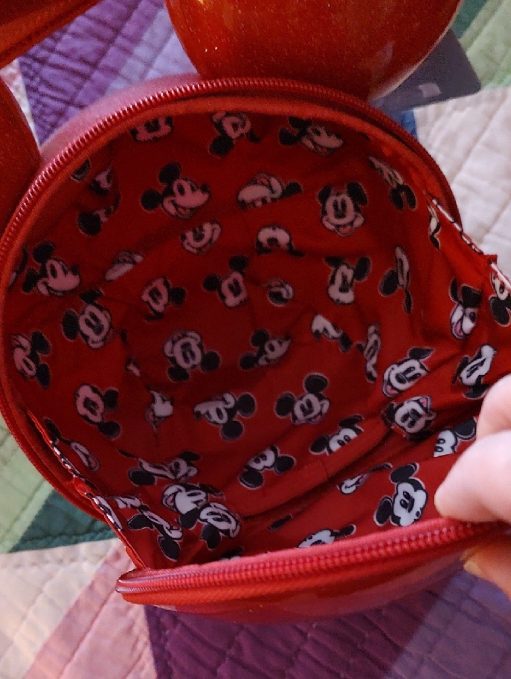 FIRST OFFER! Loungefly Red Glitter Mickey Mouse Crossbody Bag - Picture 6 of 7